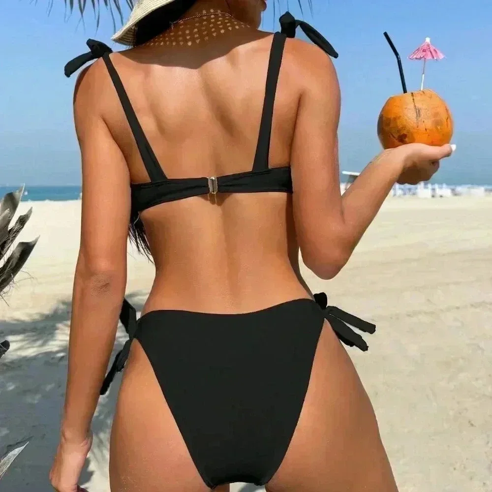 Black Women's Beach Pleated Bikini Set